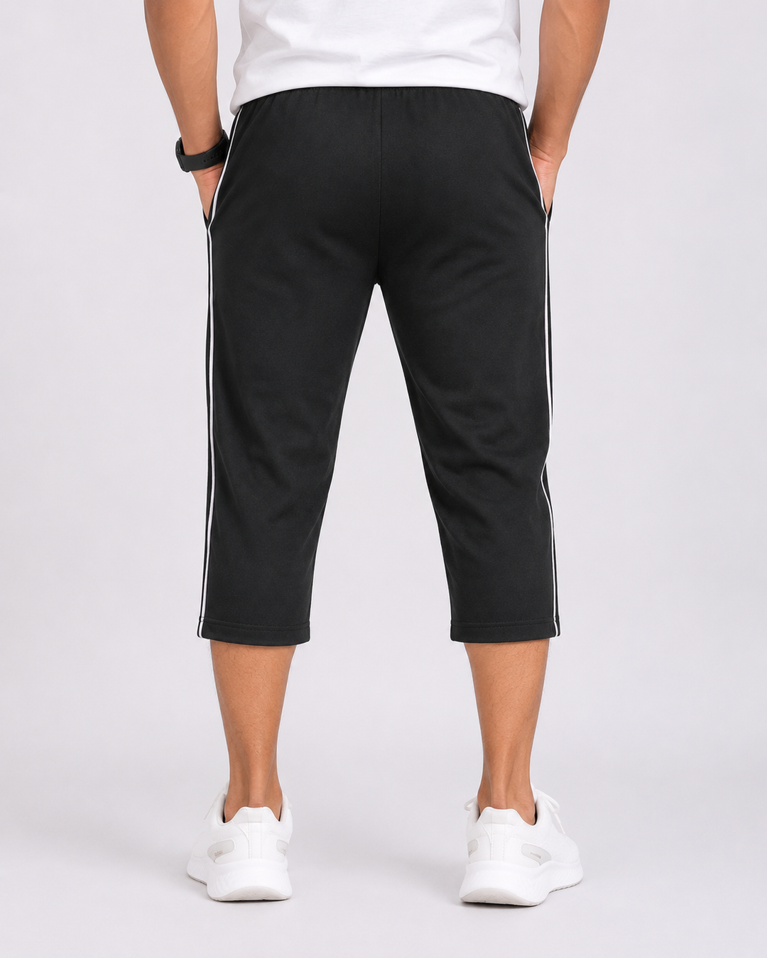 baromunda_pant_back_view_1080x1350 Men’s Black Three Quarter Pant Back View